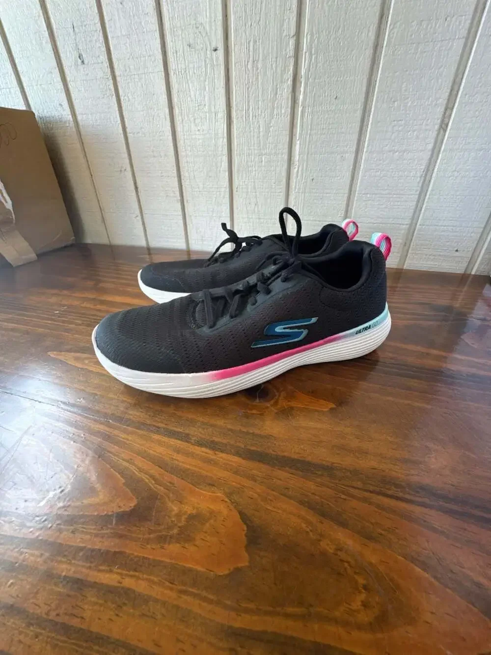 Skechers GOrun 400 V2 Black Blue Pink Ultra Go Running Shoes SN 128190 Women's S